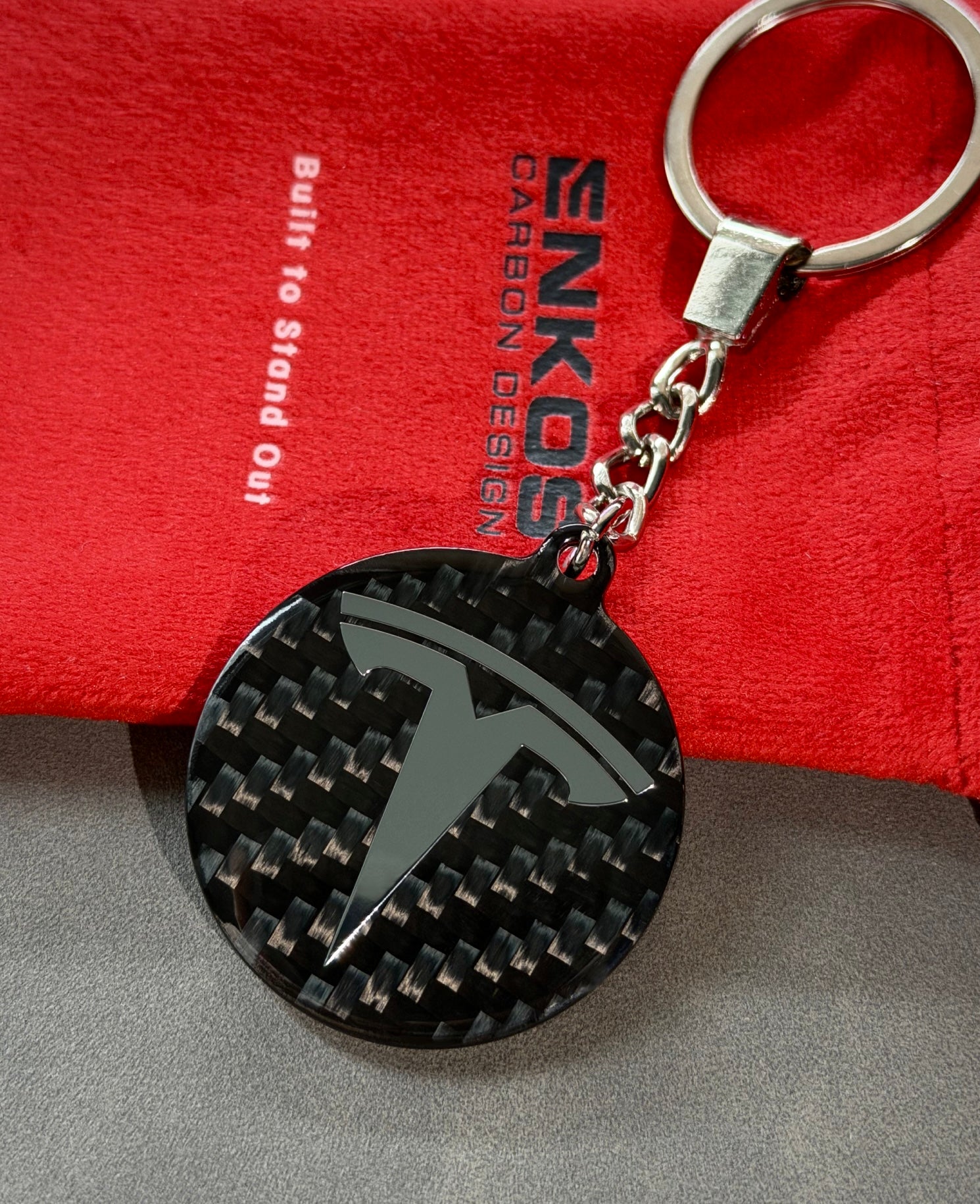 EV Performance — Carbon Keychain