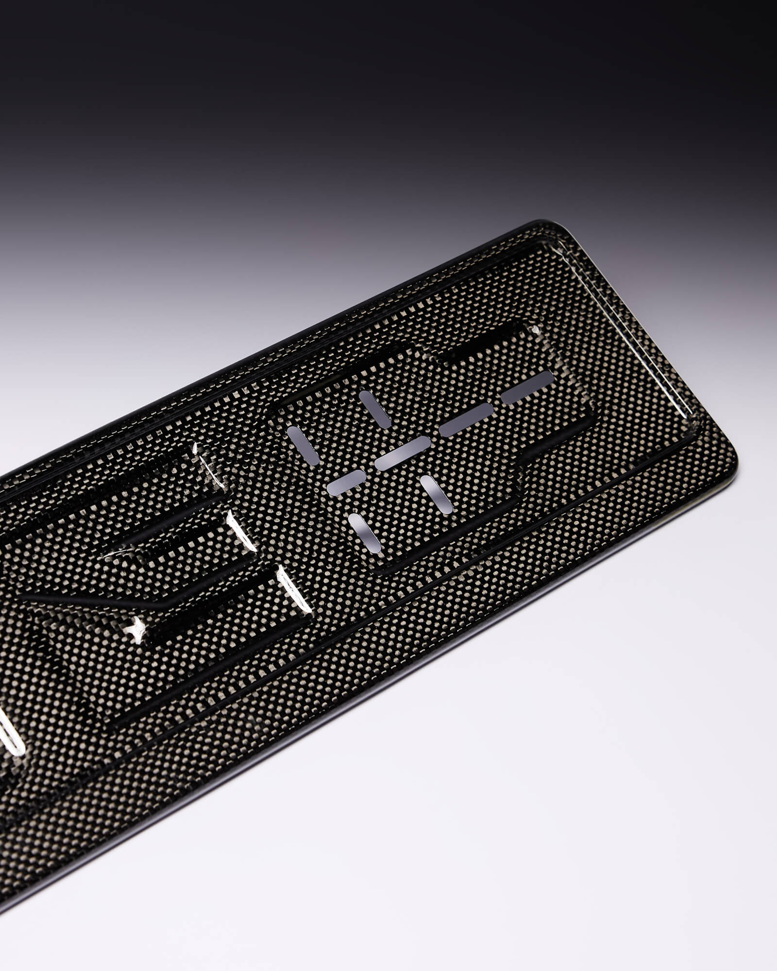 MONO Essential — Carbon Frame
